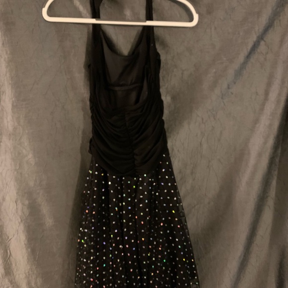 Prom Dress - Picture 2 of 5